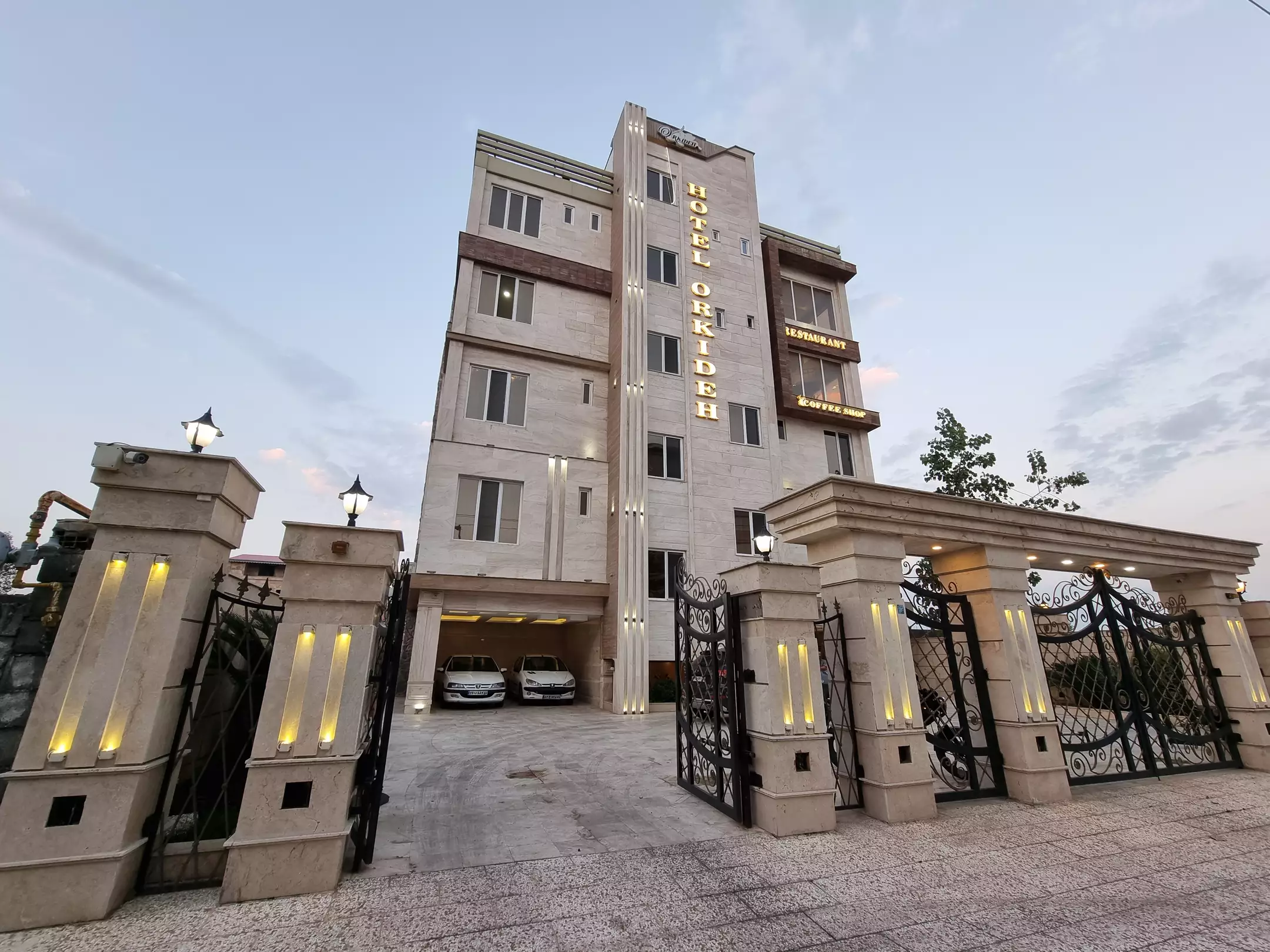 Alibaba https://cdn.alibaba.ir/ostorage/hotel-accommodation-images/685803ccac13a7ed0d84df51_هتل ارکیده - نمای هتل (1).webp